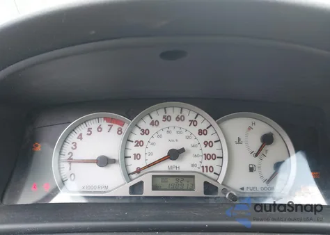 2005 Toyota Corolla S z USA, uszkodzony, nr VIN 1NXBR32E85Z398501